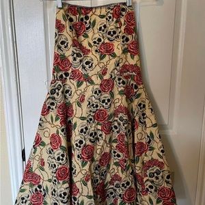 Folter forever yours skull strapless dress